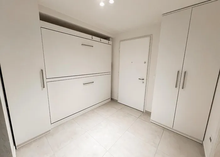 Zoela アパート *