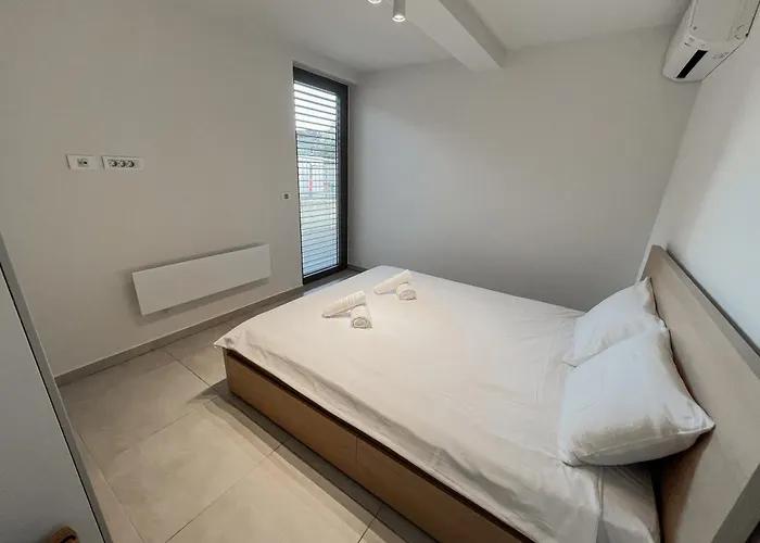 Zoela アパート *